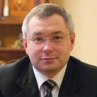 Экс-сенатор Воронежской области Глеб Фетисов хочет из собственного кармана расплатиться с вкладчиками «Моего банка»