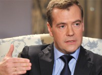 Медведев готов подумать о штрафах для бизнеса вместо уголовного наказания