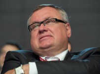 Костин: ВТБ пока не видит подвижек в переговорах с «Мечелом»