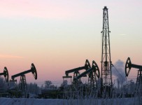 Низкая цена на нефть делает перспективы российской нефтедобычи весьма туманными