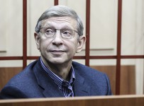Отказ от борьбы за «Башнефть» не избавит АФК «Система» от новых претензий