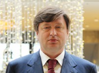 Главу совета директоров "Мособлбанка" судят за выведенные по подложным договорам 580 млн руб.