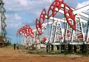 Структуры Урала Рахимова могли заработать на «Башнефти» не менее 143 млрд рублей Структуры Урала Рахимова могли заработать на «Башнефти» не менее 143 млрд рублей