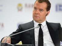 Новый старый кризис: пять тезисов Медведева о ситуации в экономике