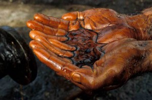 падение мировых цен на нефть больно ударило по энергокомпаниям и банкам Запада падение мировых цен на нефть больно ударило по энергокомпаниям и банкам Запада