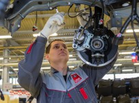 "АвтоВАЗ" планирует сократить около 1,6 тыс. сотрудников