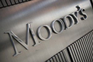 Moody's ухудшило прогноз по инструментам структурированного финансирования РФ со «стабильного» на «негативный»