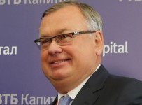 Отключение России от SWIFT серьезно ухудшит отношения Москвы и Запада — глава ВТБ