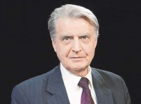 Финансовый омбудсмен РФ Павел Медведев. «Мы строим долговую пирамиду»