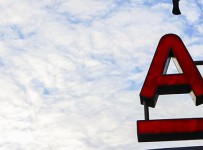 Альфа-банк и UTair договорились об отзыве всех исков