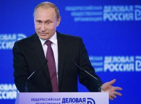 Чиновники о словах Путина: госслужащие не должны быть церковными крысами