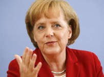 Меркель о ситуации в Греции: дверь для переговоров остается открытой
