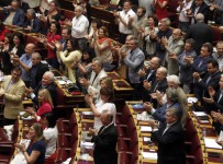 Парламент Греции ратифицировал проведение референдума 5 июля