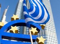 Премьер Греции и глава ЕК обсудили по телефону последнюю возможность соглашения