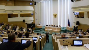 Вице-спикер СФ: помощь властей России не допустит дефолта регионов