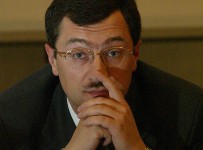 ЦБ может разработать схему спасения НПФ Мотылева