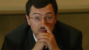 ЦБ может разработать схему спасения НПФ Мотылева ЦБ может разработать схему спасения НПФ Мотылева