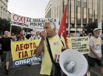 Греческие левые теперь готовы бороться и против Ципраса.