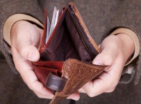Где получка? Долги по зарплатам в Липецкой области растут
