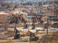 Аналитики назвали цену нефти, способную обрушить экономику России Дмитрий Докучаев