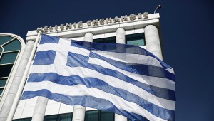 Юнкер: греческая проблема окончательно не решена