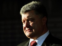 Порошенко: РФ нужно определиться с реструктуризацией долга Украины