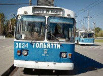Разогнуть рога. Тольяттинцам более двух недель не могут вернуть отключенные за долги троллейбусы