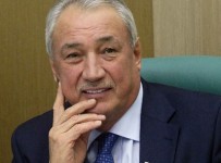 Экс-сенатор Сафин не пришел в суд на дело о своем банкротстве