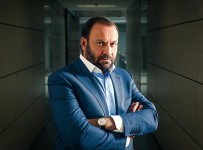 Председатель правления Связного банка Евгений Давыдович