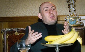 Сбербанк подал иск о банкротстве Владимира Кехмана как физлица