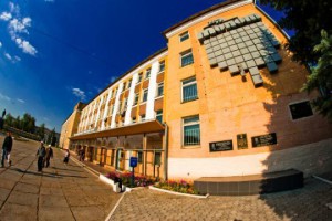 Кировский суд продлил на полгода банкротство входящего в "Ростех" завода