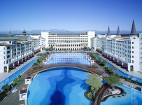 Пятизвездочный отель Mardan Palace Подробнее на РБК: http://www.rbc.ru/business/02/11/2015/563761579a79471288ce1aba