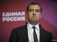 ФРС США сделала свой ход. Бизнесмены в панике, а экономисты советуют премьеру немедленно отправить в отставку министров и помириться с Западом