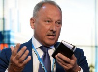 Глава ВЭБа о возможной отставке: со мной этот вопрос не обсуждается