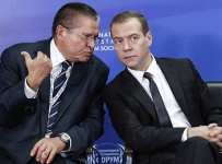 Правительство пересмотрит свои прогнозы из-за падения цен на нефть