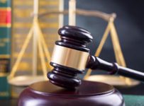 Предлагается утвердить порядок создания и деятельности Совета по совершенствованию третейского разбирательства