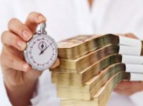 Банки продают просроченные долги за процент от стоимости
