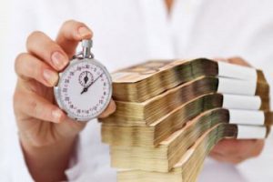 Банки продают просроченные долги за процент от стоимости