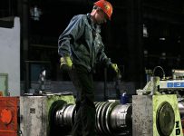 НМЗ им. Кузьмина намерен вернуть им 3,8 млрд руб. в счет будущих доходов