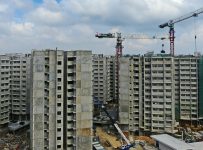 Стройрынок Москвы выходит из кризиса, но впереди банкротства