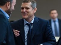 Олег Исаков