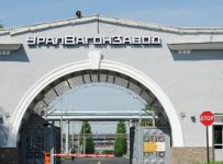 Иск Альфа-банка о банкротстве "Уралвагонзавода" отложен на 7 сентября