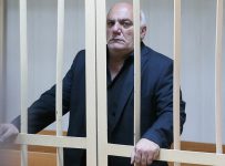 Суд продлил срок ареста Араму Петросяну на три месяца, до 24 февраля