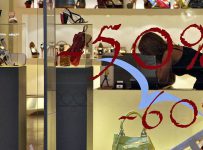 Находящаяся на грани банкротства обувная сеть Carlo Pazolini меняет кредиторов