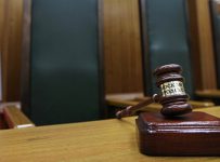 Суд отложил на 16 февраля дело о банкротстве сына Виктора Черномырдина