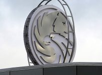 Крупнейший экспортер российской водки заявил о банкротстве