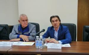 Депутат Свинцов