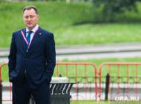 Серебренникову приходится защищаться от силовиков и от бывшего бизнес-партнера