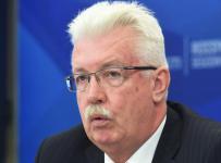 Александр Артамонов