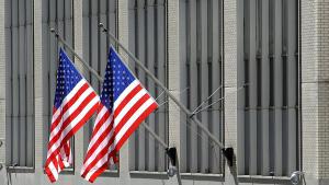 США